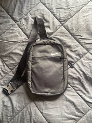Riñonera Nike Negra