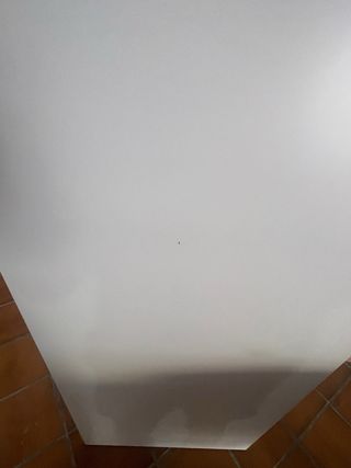 Puerta Blanca con Bisagras Ocultas.