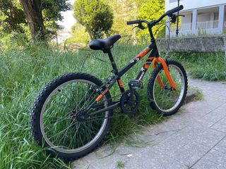 Bicicleta de niño/a 20 pulgadas en muy buen estado