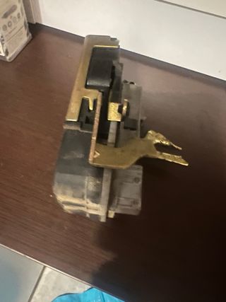 Cerradura Puerta Delantera Izquierda Citroen Xsara
