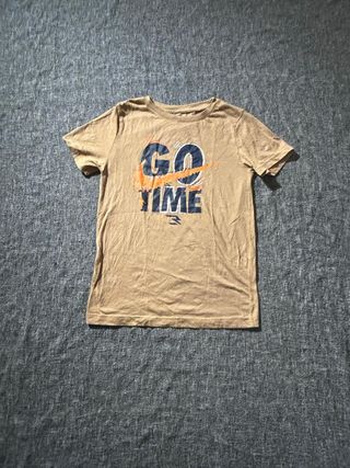 Brown coffee Nike animated t-shirt. Ages 10-12.