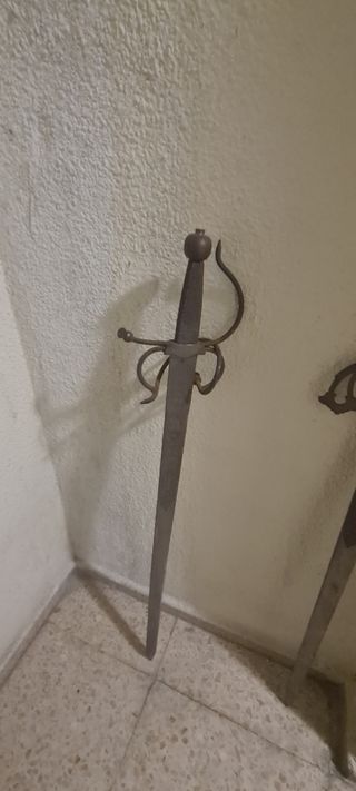 Espadas antiguas decorativas
