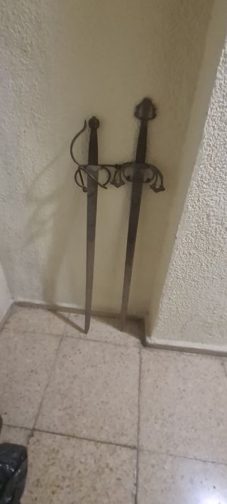 Espadas antiguas decorativas