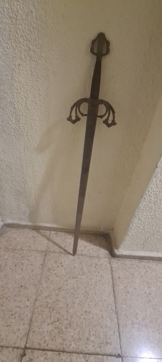 Espadas antiguas decorativas