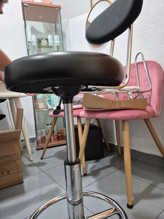 Silla de trabajo giratoria con respaldo