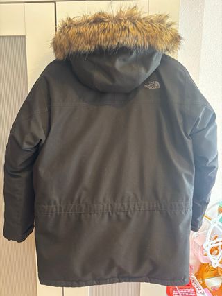 Abrigo The North Face Negro con Capucha