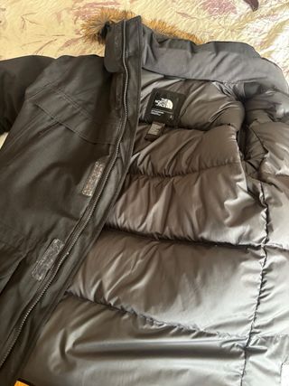 Abrigo The North Face Negro con Capucha