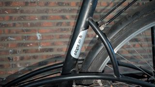 Bicicleta de paseo negra elops 300