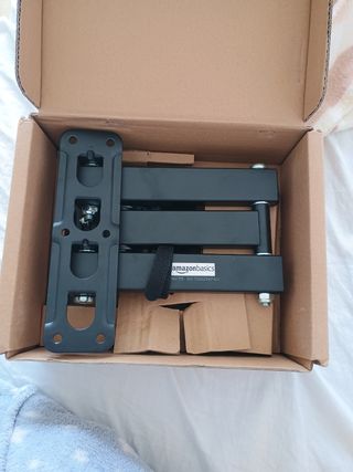 Soporte TV Amazon Basics 23