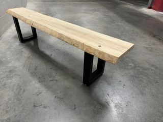 Tablero pino 5cm grosor y con patas metálica 45cm