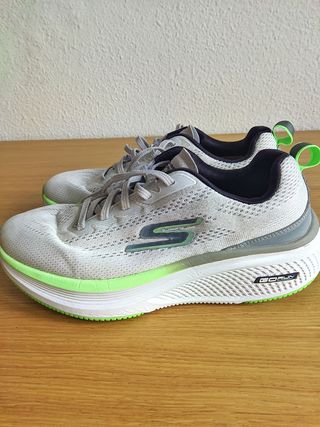 Skechers GO RUN ELEVATE 2.0 Zapatillas Running
