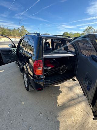 TOYOTA RAV4 2003