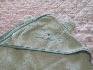 Toalha de banho infantil com capuz