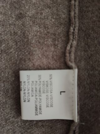Confortable chaqueta de la marca Algo Bonito. Ta L