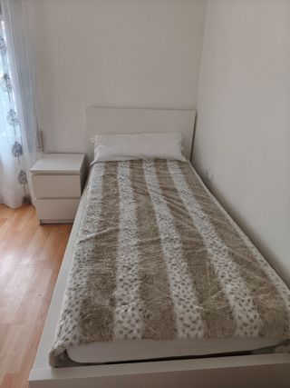 Habitación para chicas estudiantes o azafata