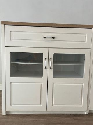 Aparador IKEA blanco y madera