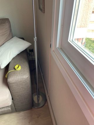 Lámpara de leds de pie telescópica metal