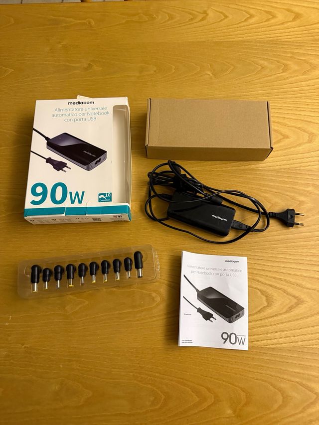 Alimentatore Universale Mediacom 90W USB Notebook