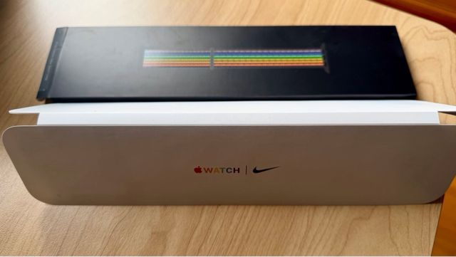 Cinturino per Apple Watch Nike Edition 45 mm Rainbow