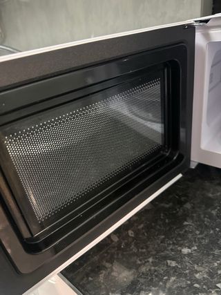 Microondas blanco