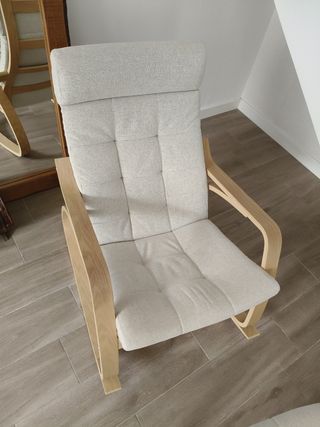 Mecedora Ikea con reposapiés