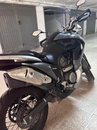 Honda Transalp 700