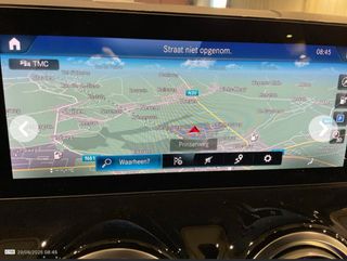 Mercedes-Benz eqa 2022
