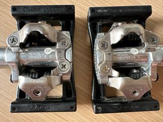 Pedales Shimano PD-M520 Automáticos.Y adaptadores 