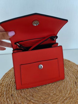Bolso pequeño tipo sobre 