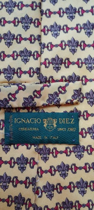 Corbata de caballero con estampado