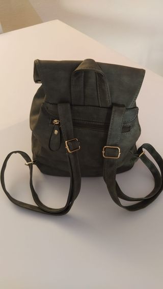 Mochila Greenwich Verde Militar Nueva