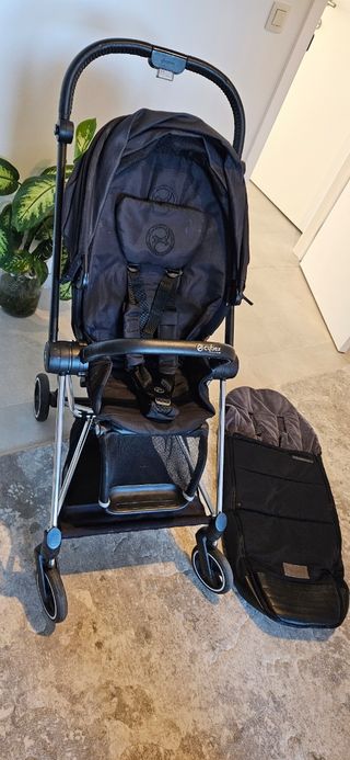 Carrito de bebe Cybex MIOS con capazo y saco.