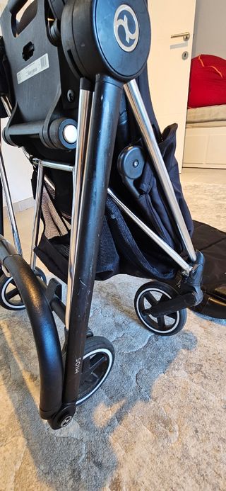 Carrito de bebe Cybex MIOS con capazo y saco.