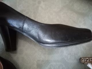 Zapatos de salón tacón negros