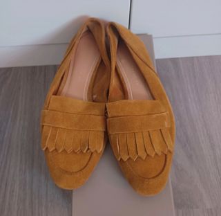 Zapatos Zara flecos ante mostaza talla 37