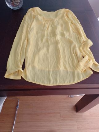 Camisa amarilla manga larga con bolsillos Talla S