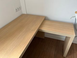 Escritorio Malm de Ikea, extensible