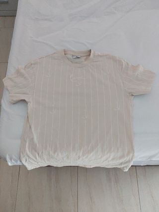 Camiseta beige rayas finas