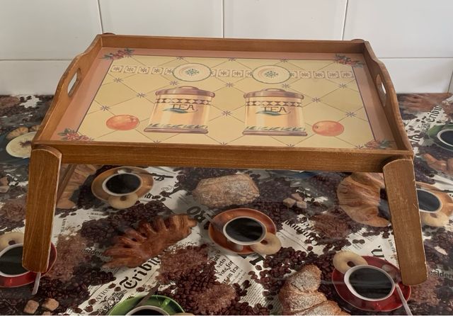 Bandejas auxiliares de madera