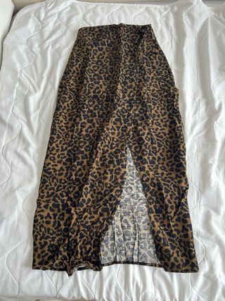Falda Zara Leopardo Talla XS