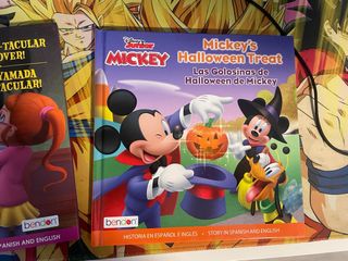 2 libros en inglés para niños y 2 de regalo