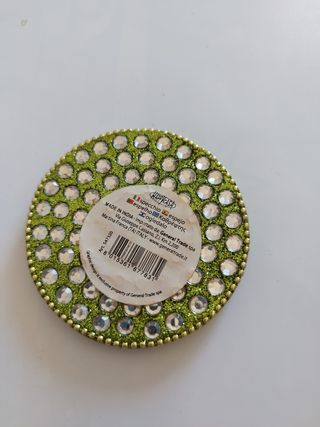 Specchietto decorato con strass