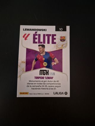 Cromo Panini Élite Lewandowski 2022-23
