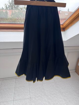 Falda flamenca niña negra y dorada