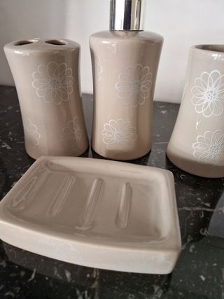 Set bagno ceramica Liabel beige