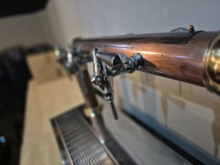 Grifo de cerveza de cobre y latón