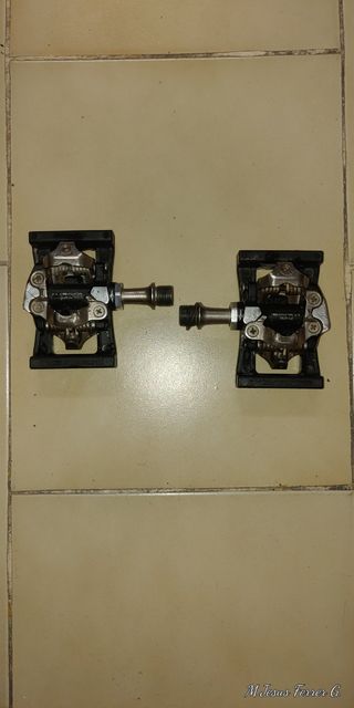Pedales Shimano XT