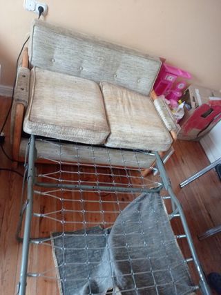 Sofá cama tela y madera