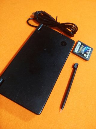 Nintendo DSi Negra + Pokémon Diamante