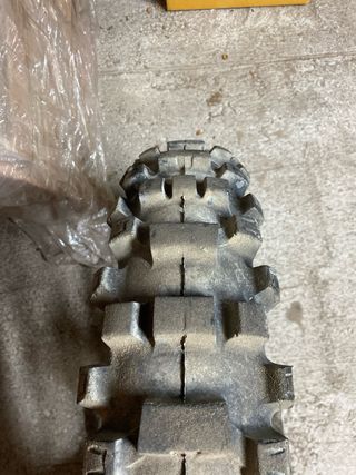 Rueda trasera moto Michelin 110/100-18